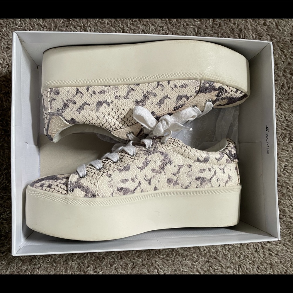 Steve Madden Shoes